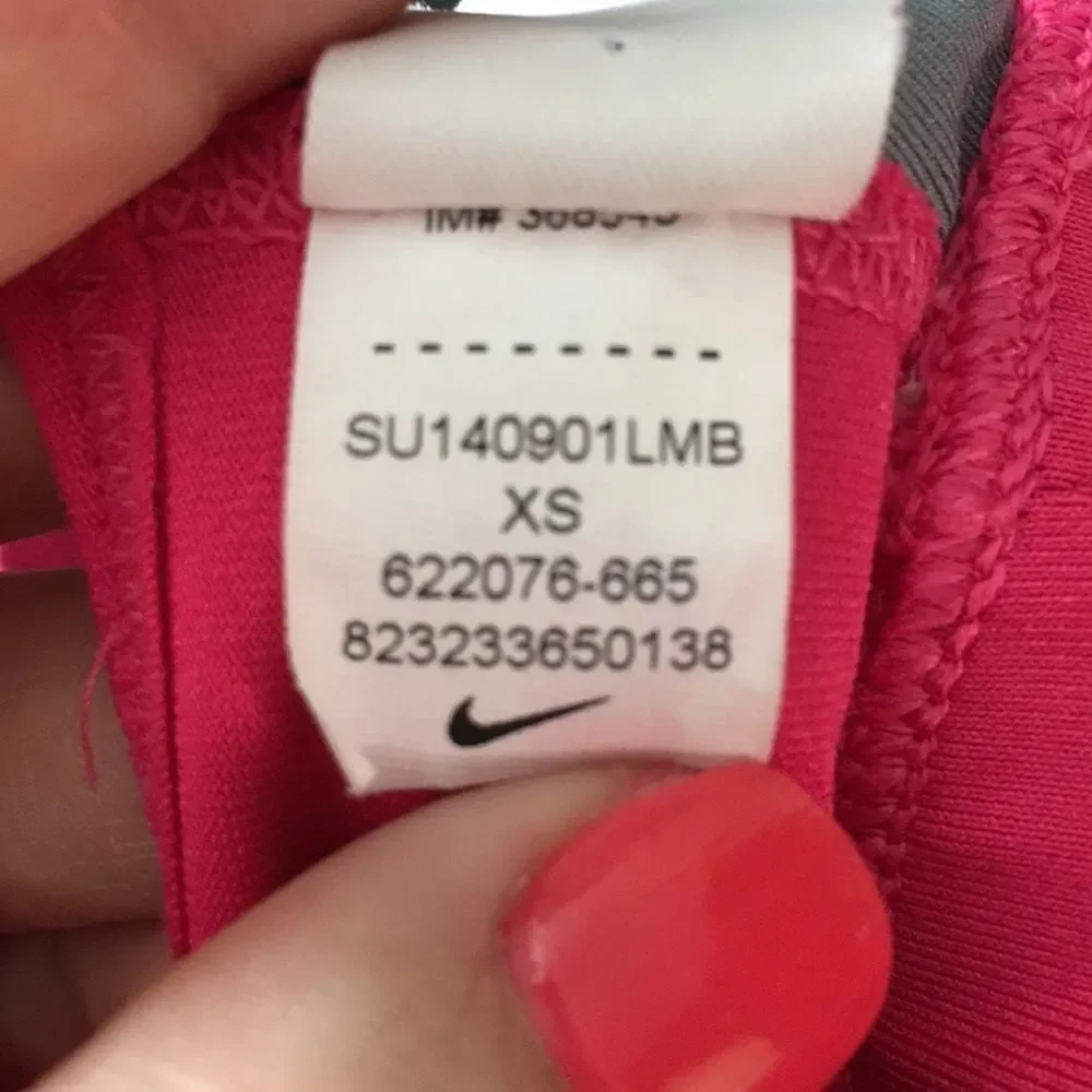 🛍 Nike Victory Shape Athletics Sports Bra